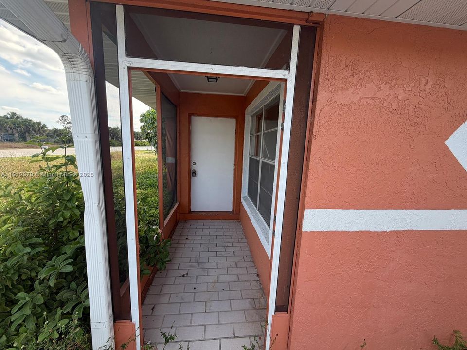 Недавно продано: $119,500 (2 спален, 2 ванн, 0 Квадратных фут)