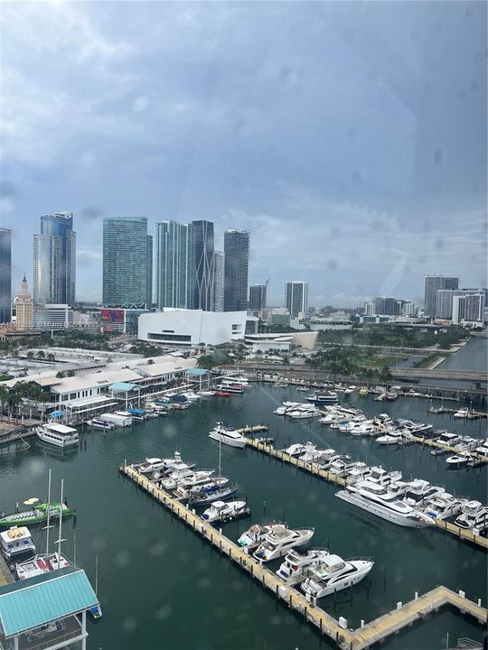 For Sale: $995,000 (2 beds, 2 baths, 1717 Square Feet)