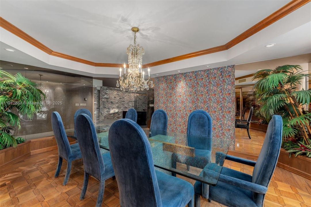 En Venta: $1,185,000 (3 camas, 3 baños, 2868 Pies cuadrados)