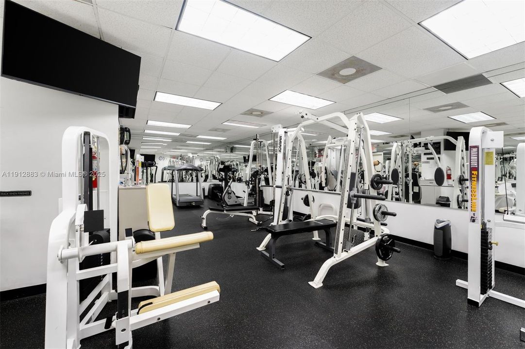 En Venta: $1,185,000 (3 camas, 3 baños, 2868 Pies cuadrados)