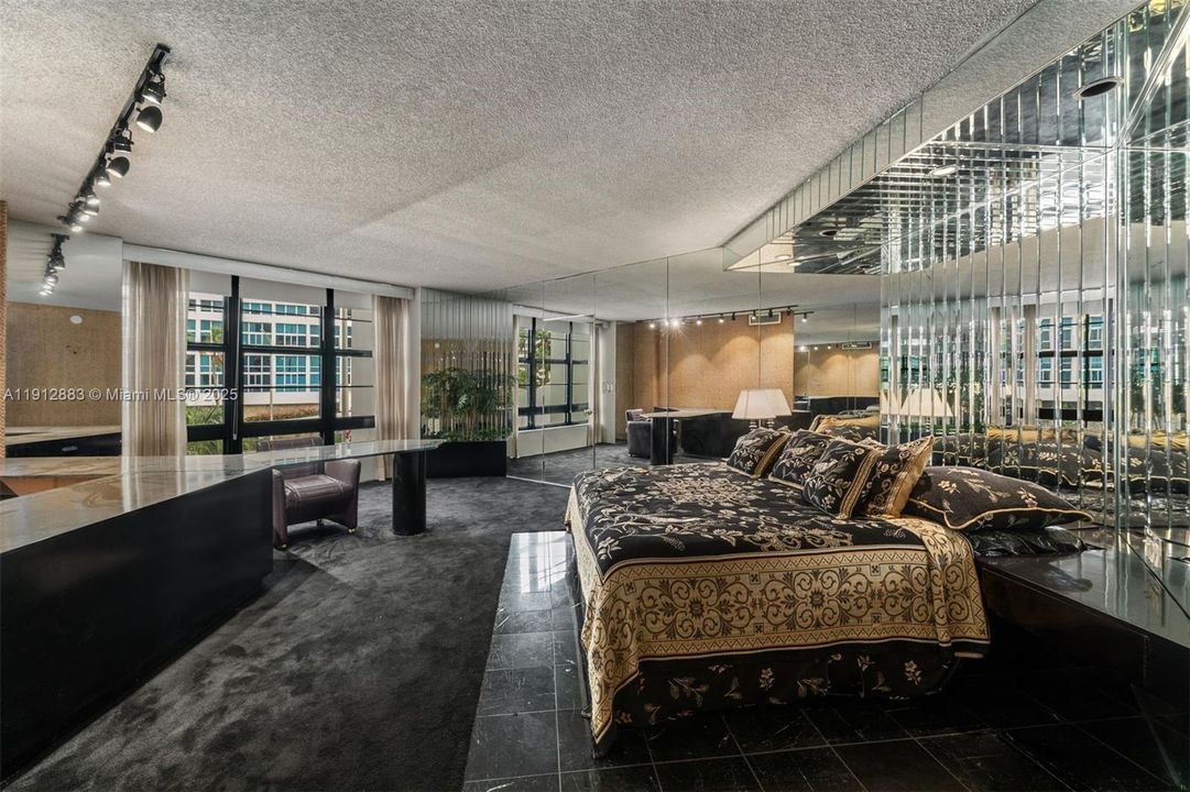 En Venta: $1,185,000 (3 camas, 3 baños, 2868 Pies cuadrados)