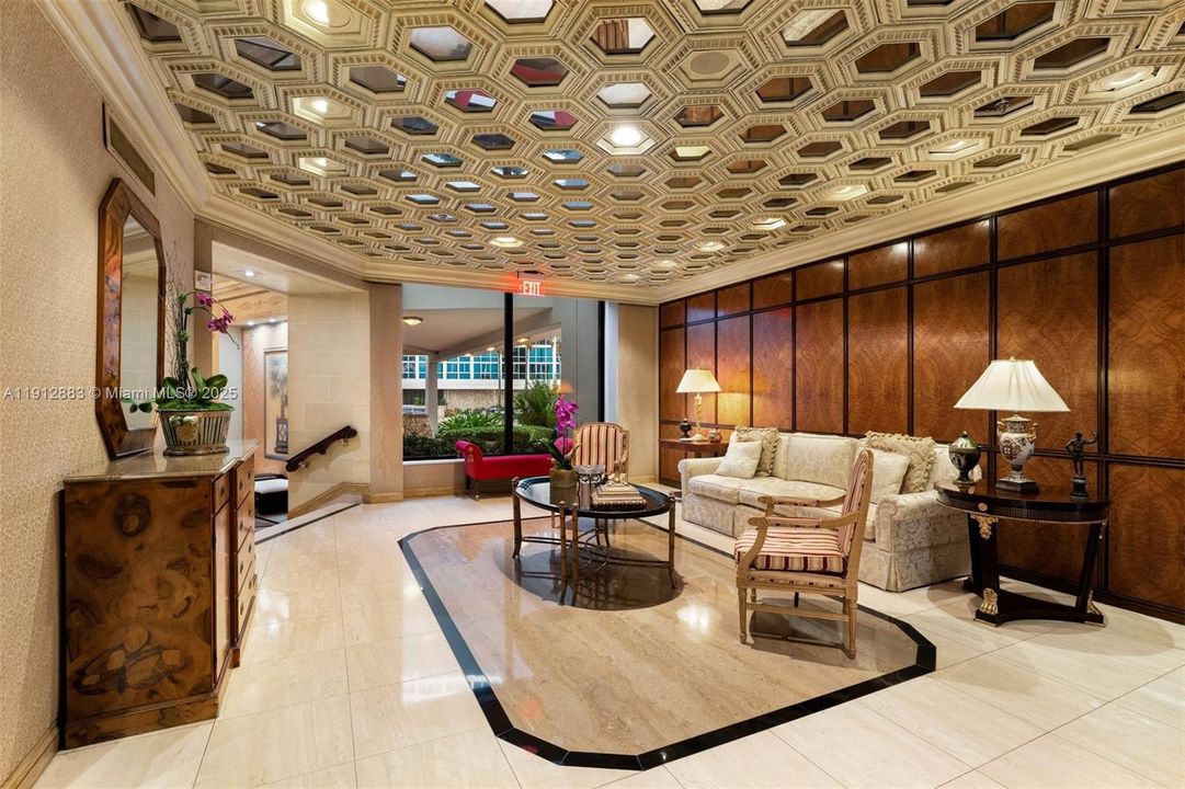 En Venta: $1,185,000 (3 camas, 3 baños, 2868 Pies cuadrados)