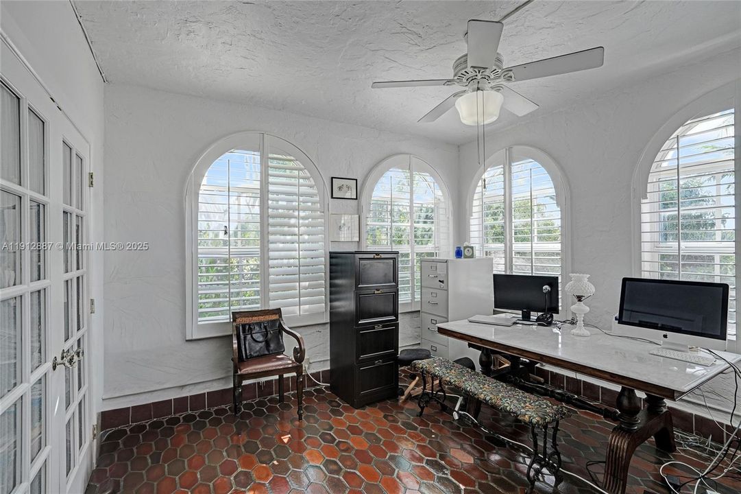 For Sale: $5,857,525 (8 beds, 5 baths, 4358 Square Feet)