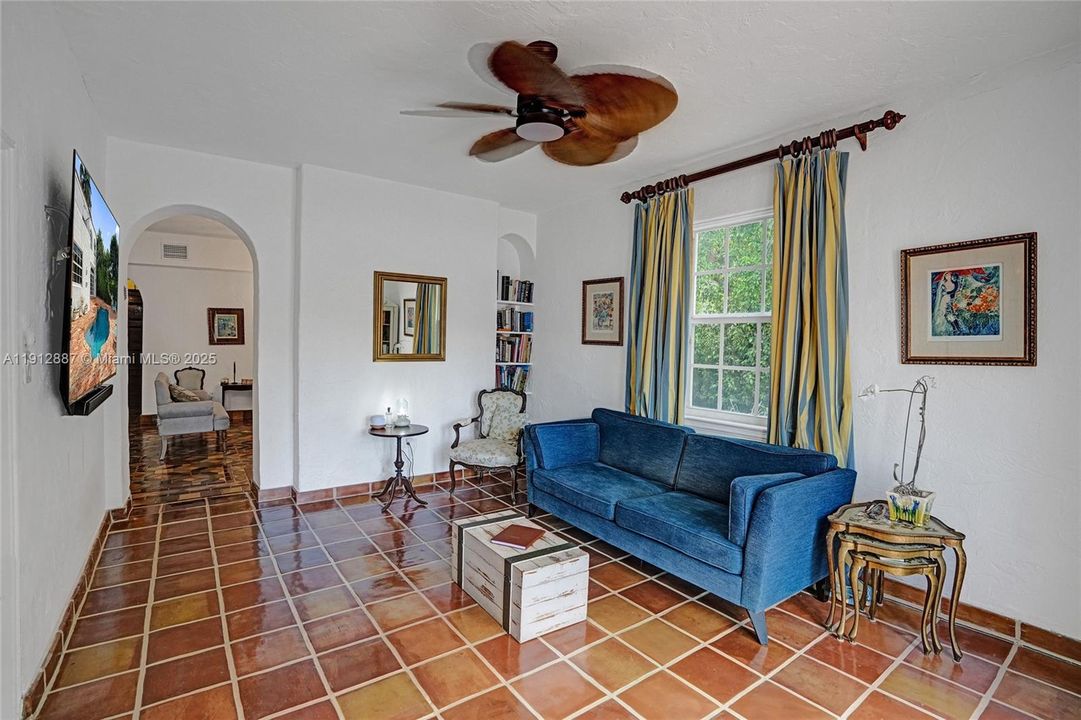 For Sale: $5,857,525 (8 beds, 5 baths, 4358 Square Feet)