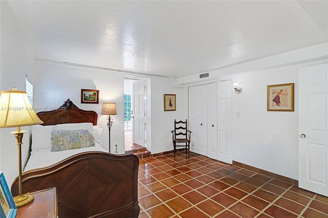 For Sale: $5,857,525 (8 beds, 5 baths, 4358 Square Feet)