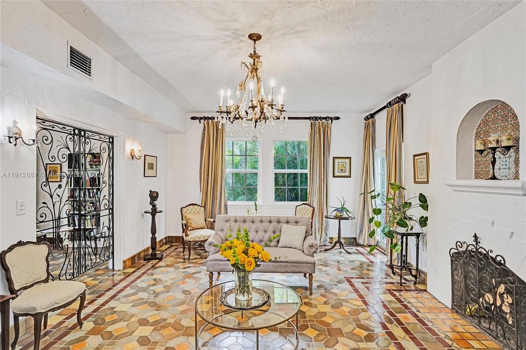 For Sale: $5,857,525 (8 beds, 5 baths, 4358 Square Feet)