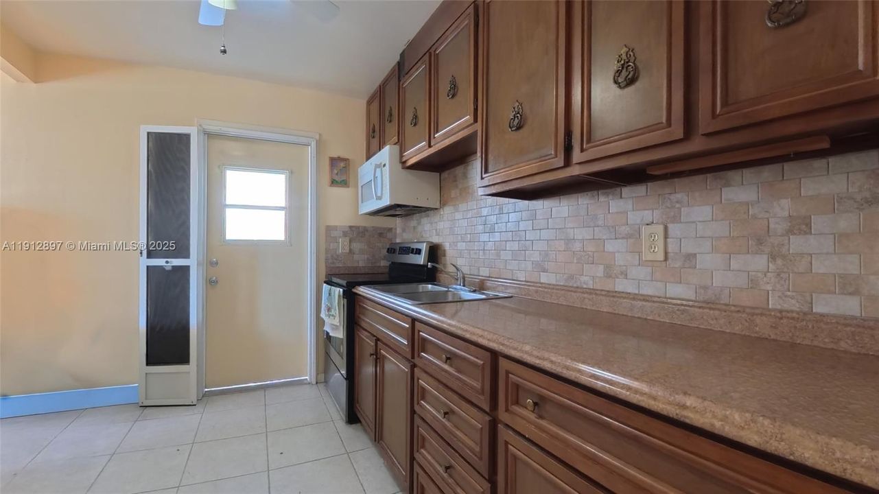 待售: $149,000 (2 贝兹, 2 浴室, 0 平方英尺)