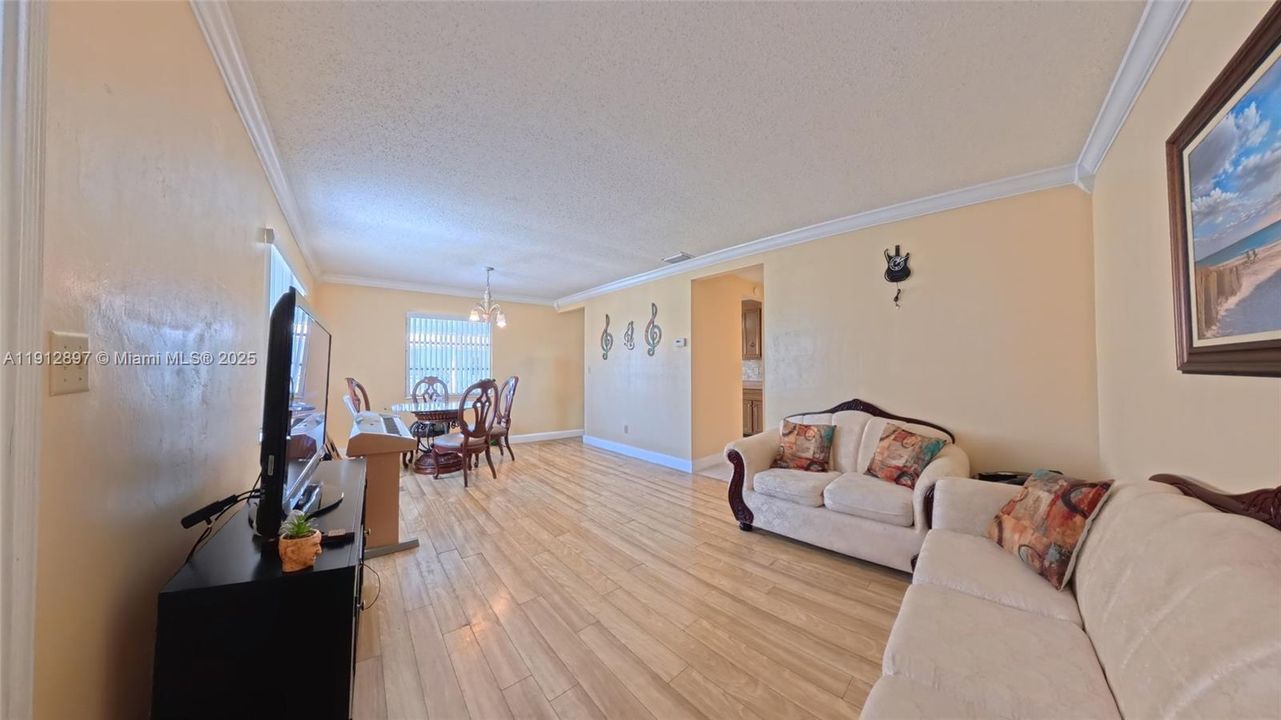 待售: $149,000 (2 贝兹, 2 浴室, 0 平方英尺)