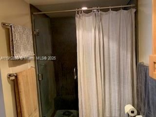 На продажу: $750,000 (2 спален, 2 ванн, 1070 Квадратных фут)