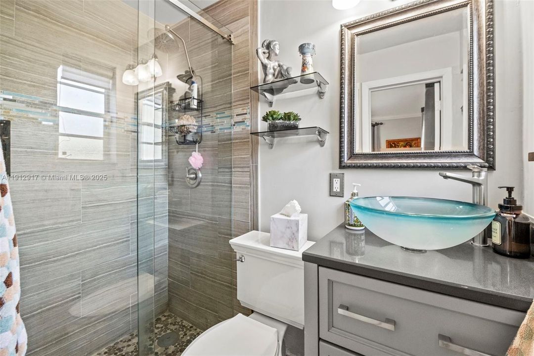 En Venta: $2,900,000 (5 camas, 4 baños, 3401 Pies cuadrados)