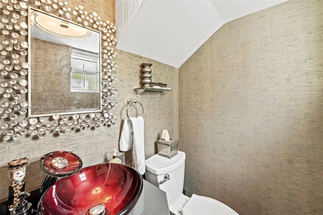 En Venta: $2,900,000 (5 camas, 4 baños, 3401 Pies cuadrados)