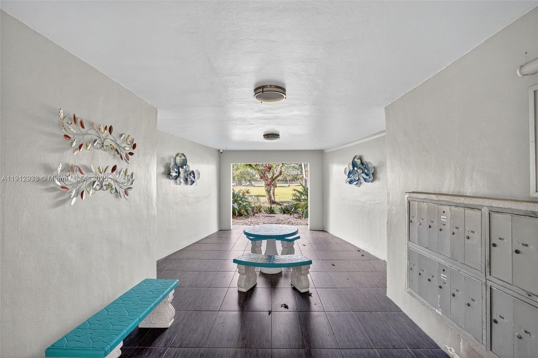 На продажу: $112,500 (1 спален, 1 ванн, 775 Квадратных фут)