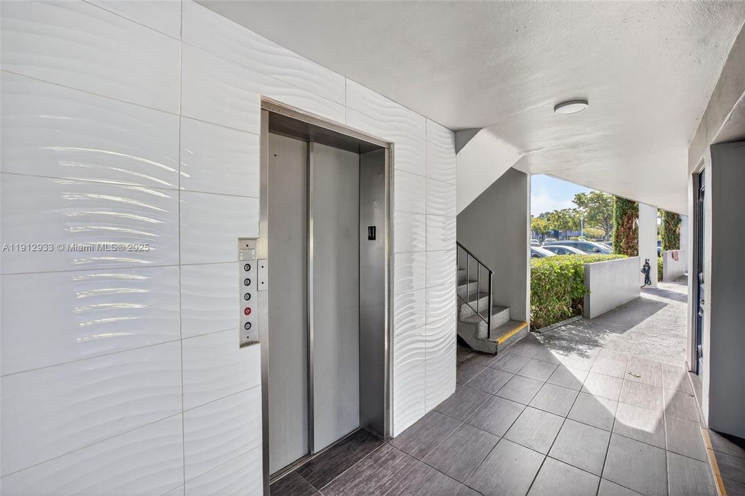 На продажу: $112,500 (1 спален, 1 ванн, 775 Квадратных фут)