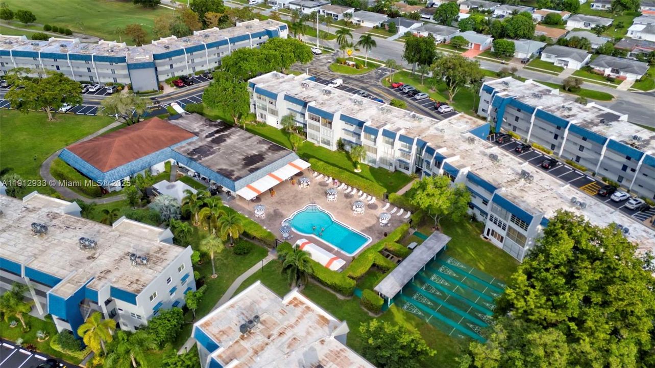 На продажу: $112,500 (1 спален, 1 ванн, 775 Квадратных фут)