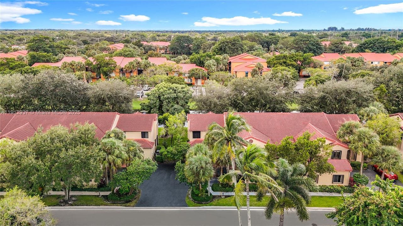 待售: $400,000 (2 贝兹, 2 浴室, 1380 平方英尺)