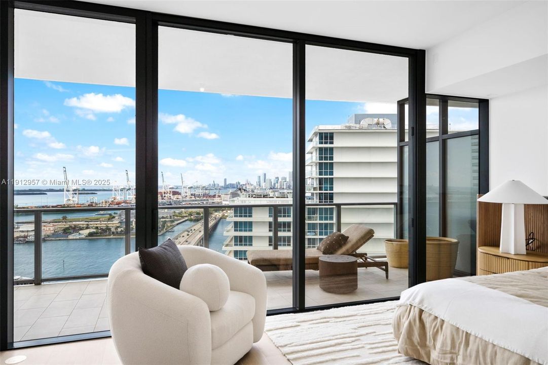 На продажу: $4,680,000 (3 спален, 4 ванн, 0 Квадратных фут)