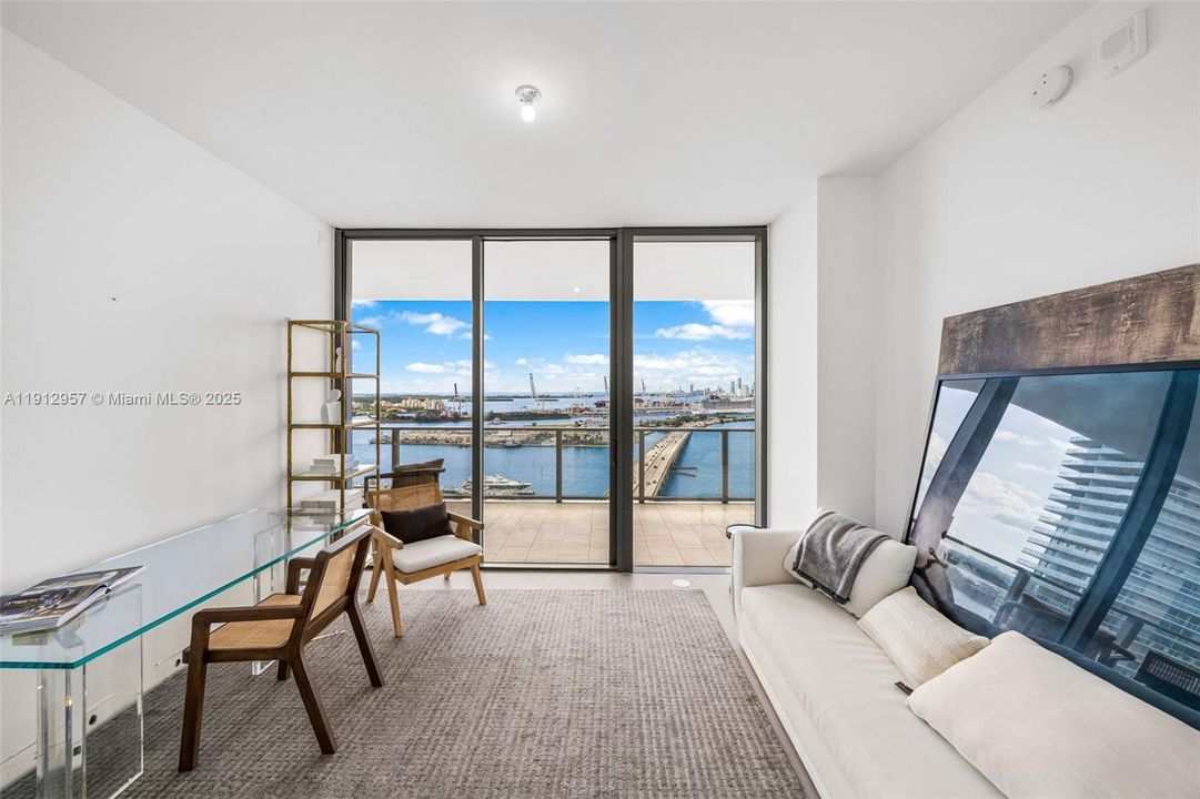 На продажу: $4,680,000 (3 спален, 4 ванн, 0 Квадратных фут)