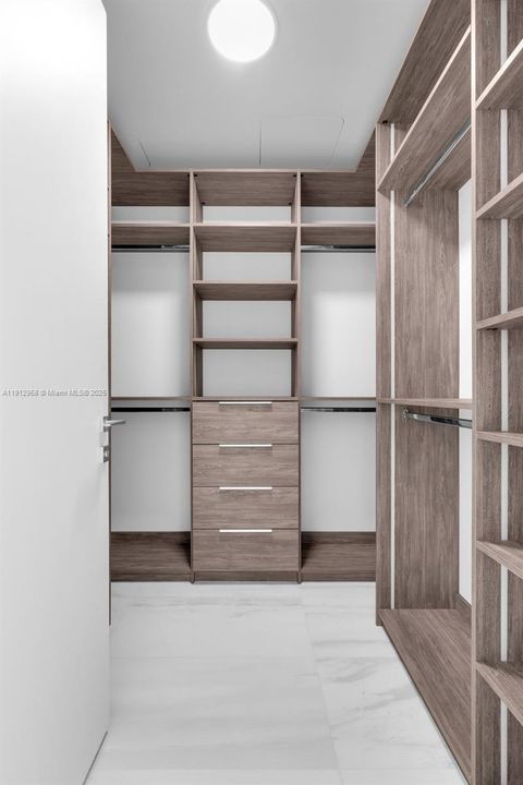 Active With Contract: $10,000 (2 beds, 2 baths, 0 Square Feet)