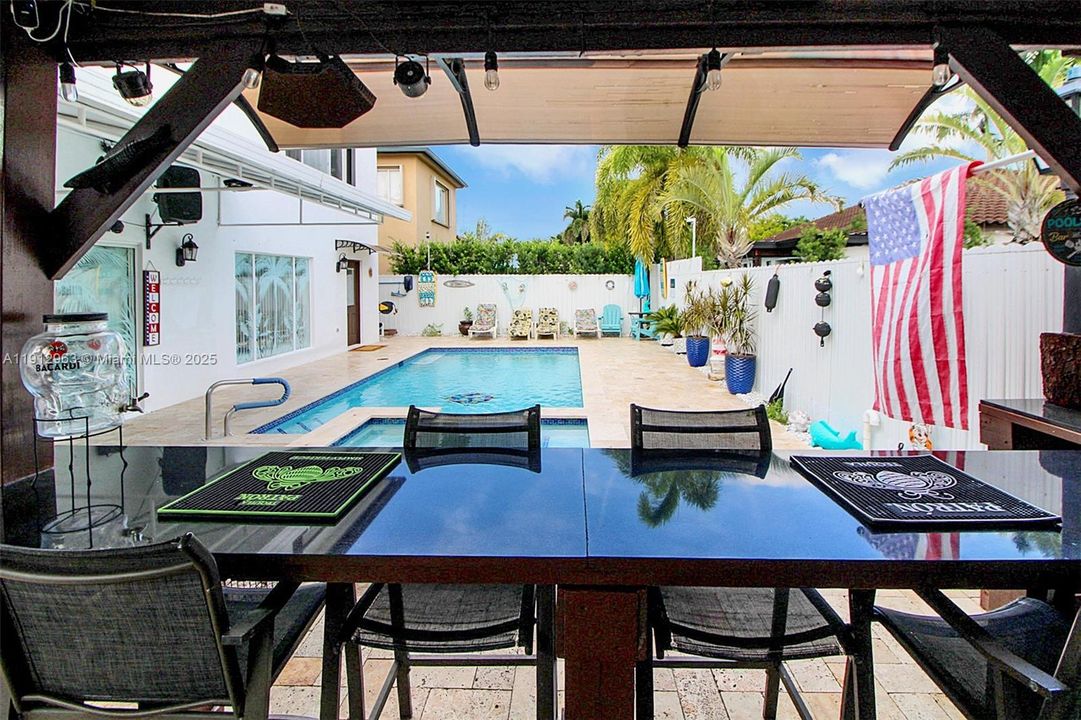 待售: $1,100,000 (4 贝兹, 3 浴室, 2795 平方英尺)