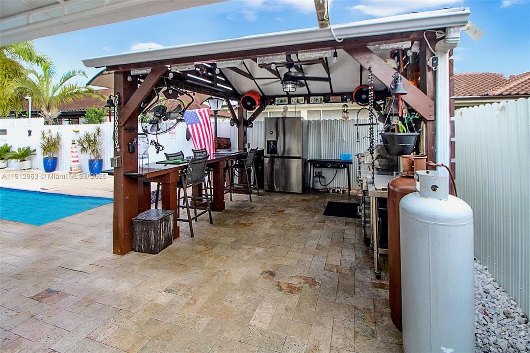 待售: $1,100,000 (4 贝兹, 3 浴室, 2795 平方英尺)