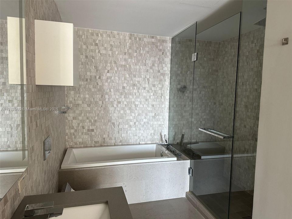 En Renta: $4,490 (1 camas, 1 baños, 879 Pies cuadrados)