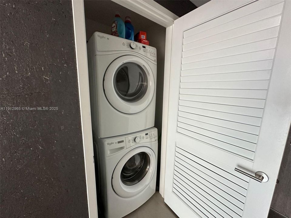 En Renta: $4,490 (1 camas, 1 baños, 879 Pies cuadrados)