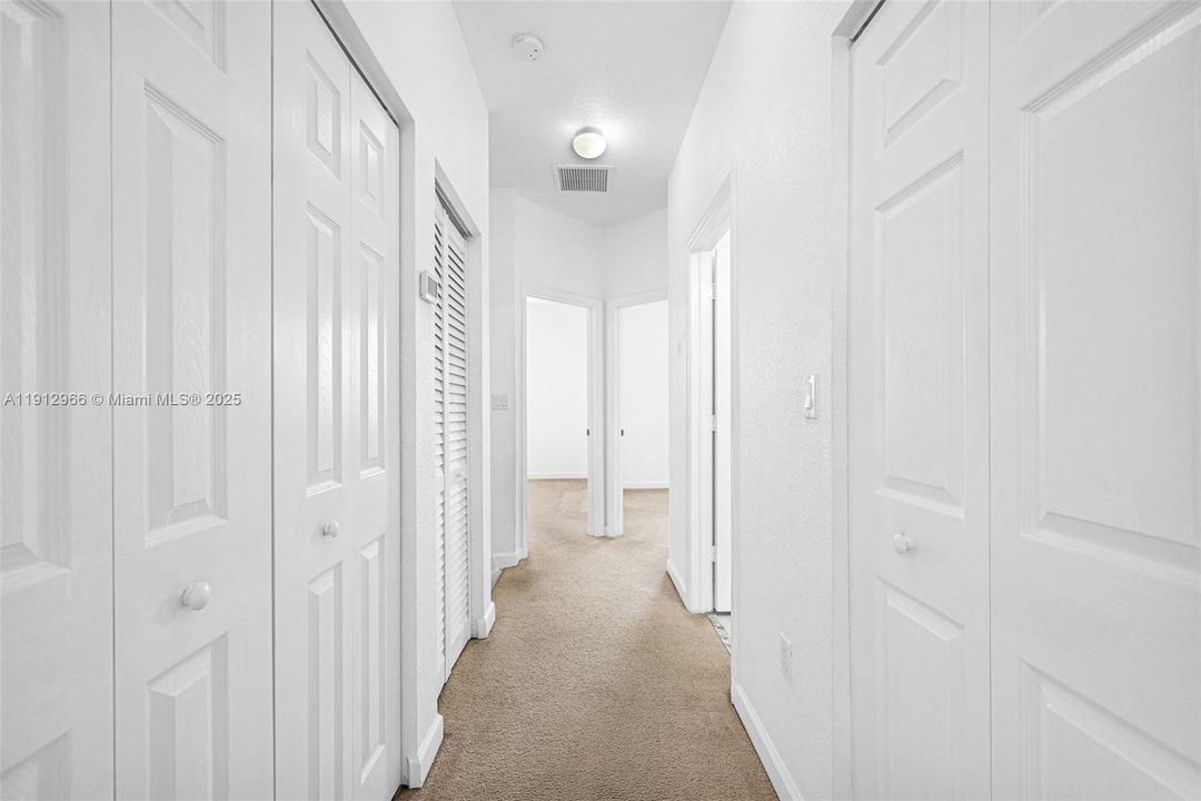 Active With Contract: $2,800 (3 beds, 2 baths, 1416 Square Feet)