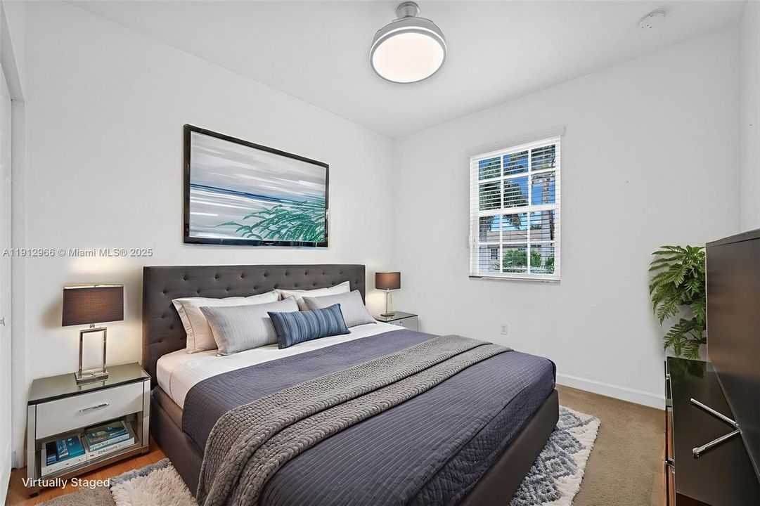 Active With Contract: $2,800 (3 beds, 2 baths, 1416 Square Feet)