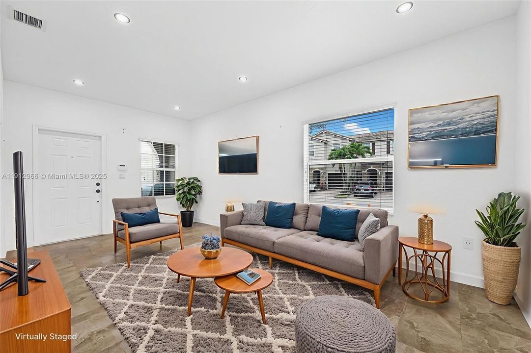 Active With Contract: $2,800 (3 beds, 2 baths, 1416 Square Feet)