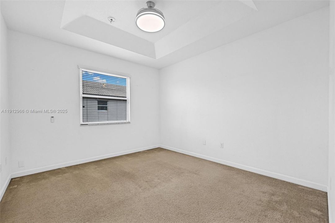 Active With Contract: $2,800 (3 beds, 2 baths, 1416 Square Feet)