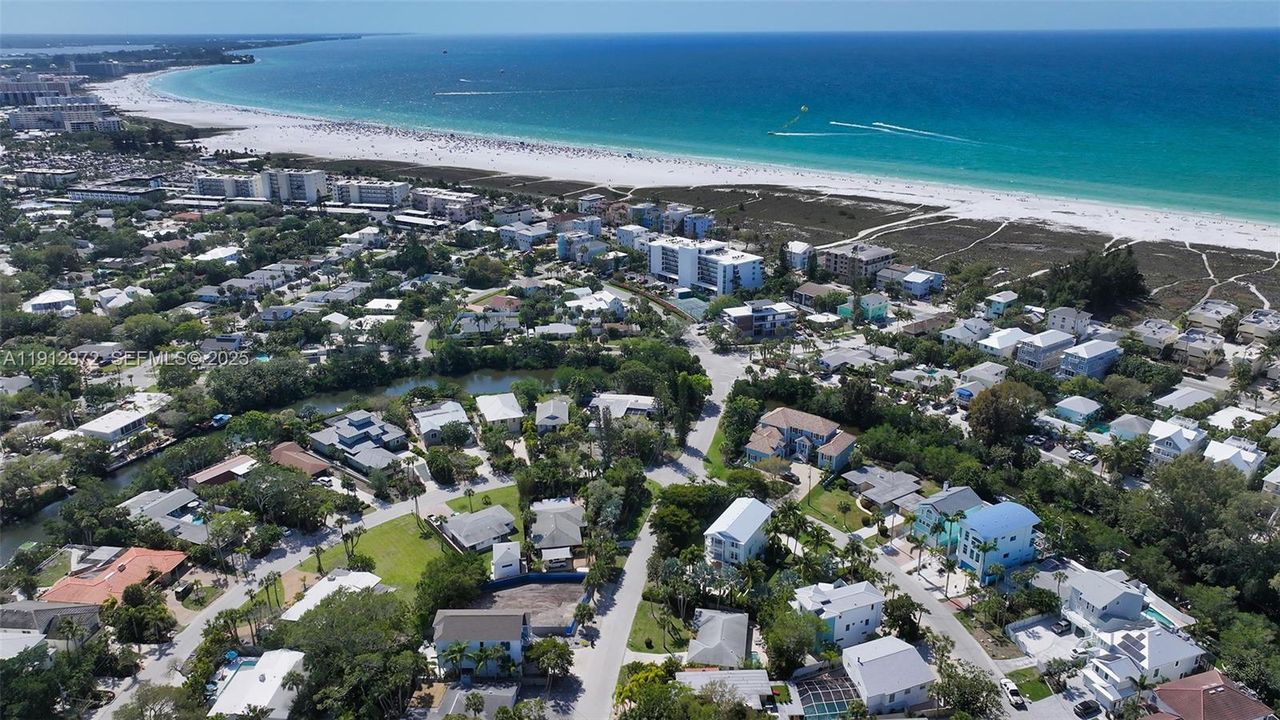 For Sale: $899,000 (5,945.00 acres)