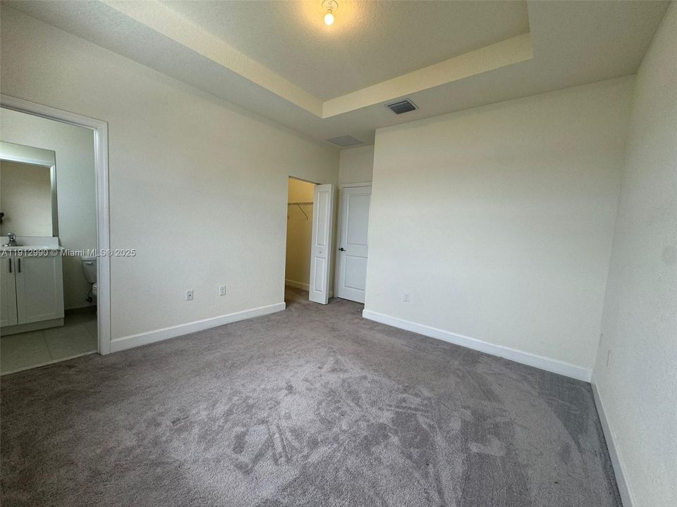 待售: $510,000 (3 贝兹, 2 浴室, 1412 平方英尺)