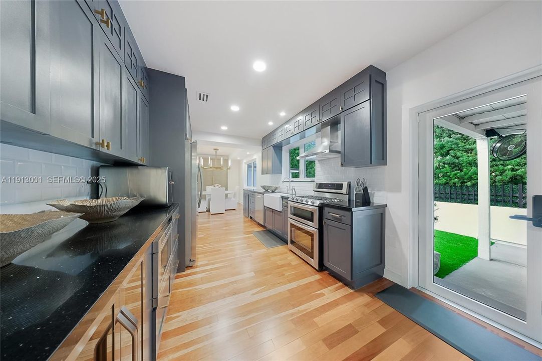 For Sale: $3,849,000 (4 beds, 3 baths, 2618 Square Feet)