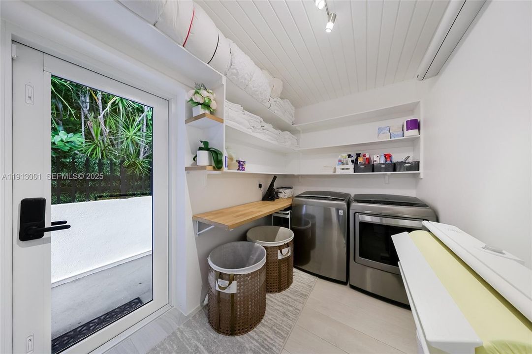 For Sale: $3,849,000 (4 beds, 3 baths, 2618 Square Feet)