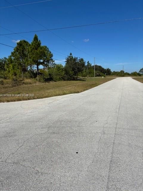 En Venta: $27,500 (0.24 acres)