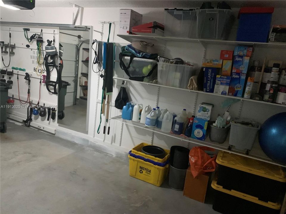 合同活跃: $550,000 (3 贝兹, 2 浴室, 1603 平方英尺)