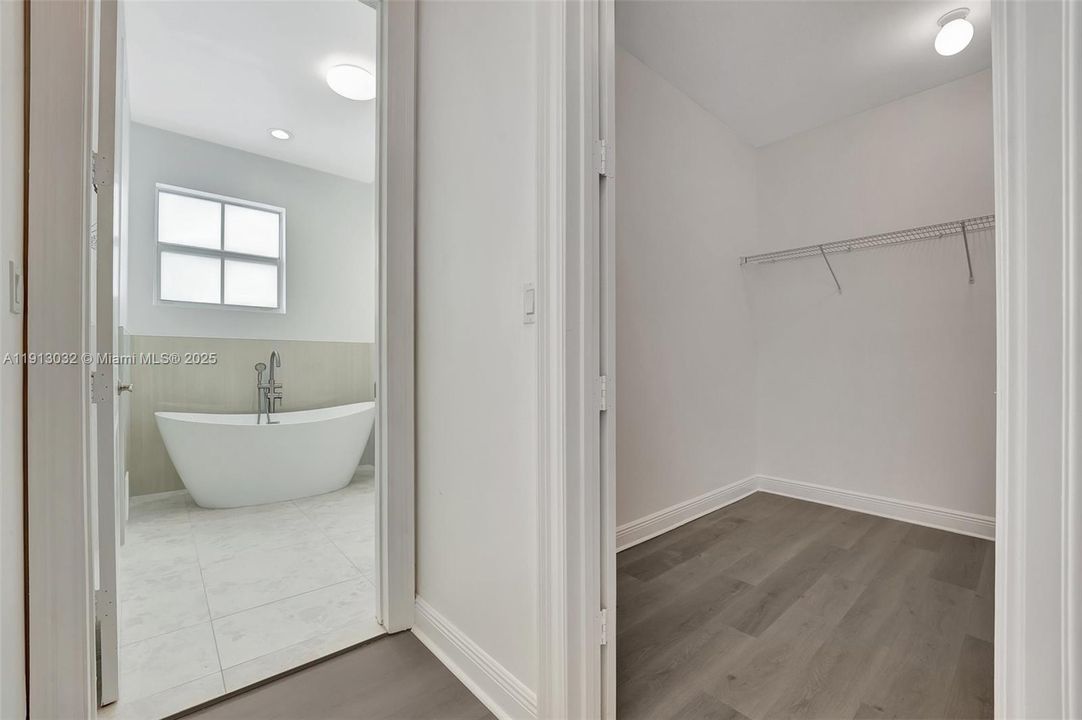 Active With Contract: $5,250 (4 beds, 4 baths, 2400 Square Feet)