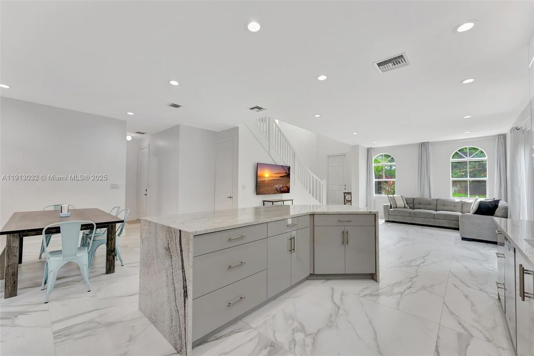 Active With Contract: $5,250 (4 beds, 4 baths, 2400 Square Feet)