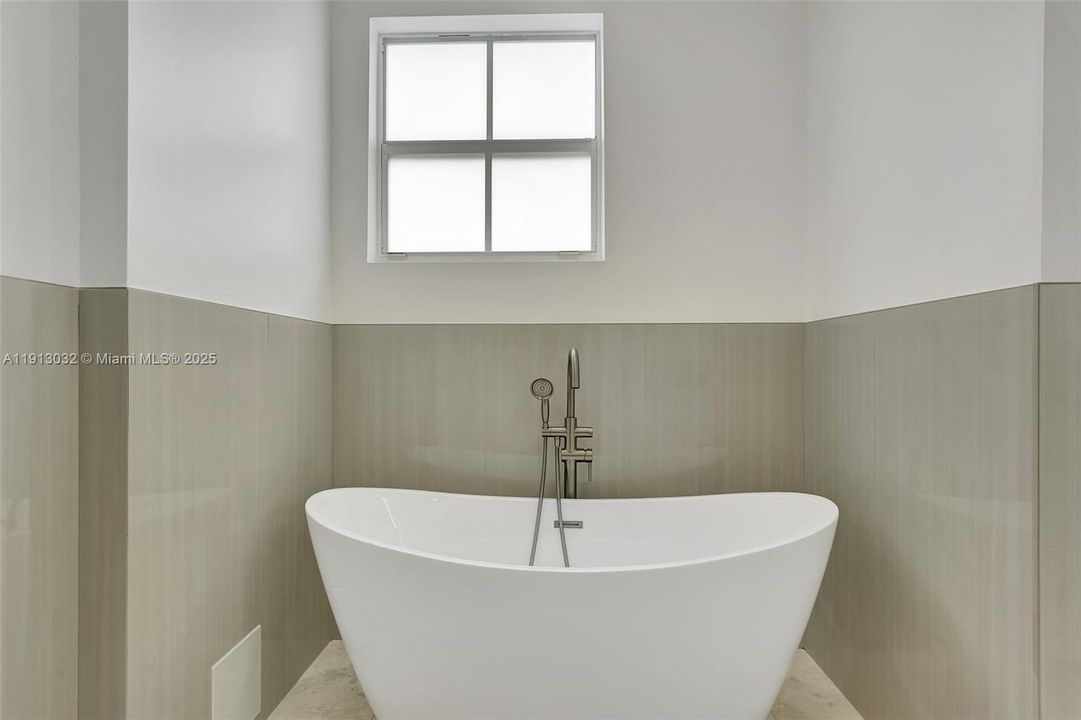 Active With Contract: $5,250 (4 beds, 4 baths, 2400 Square Feet)