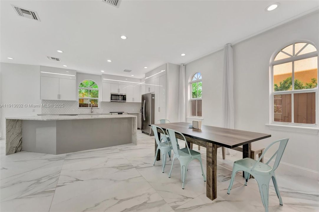 Active With Contract: $5,250 (4 beds, 4 baths, 2400 Square Feet)