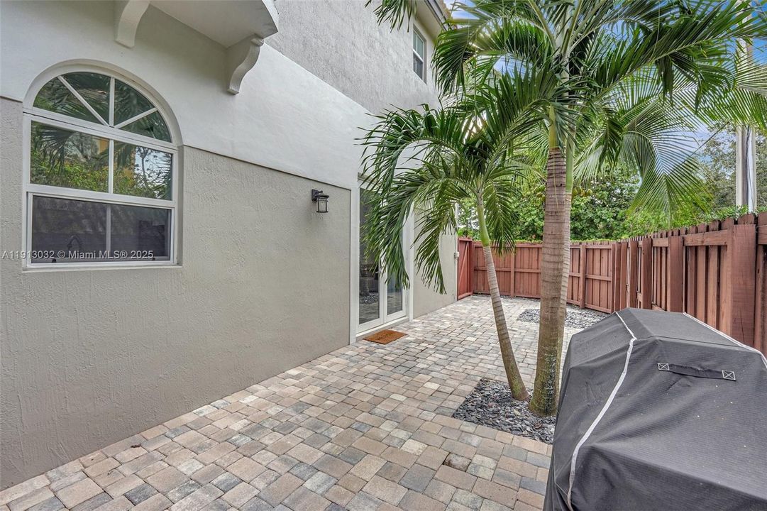 Active With Contract: $5,250 (4 beds, 4 baths, 2400 Square Feet)