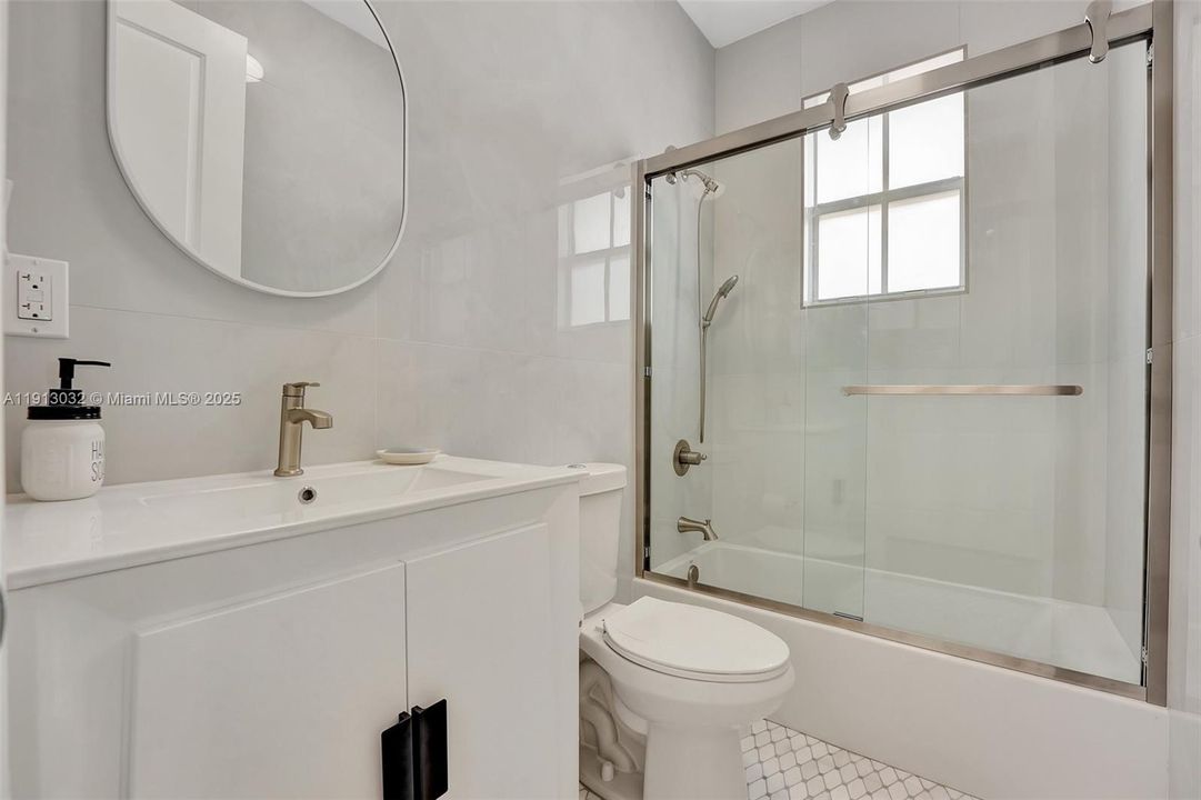 Active With Contract: $5,250 (4 beds, 4 baths, 2400 Square Feet)