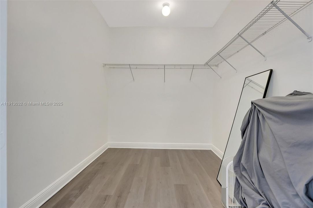 Active With Contract: $5,250 (4 beds, 4 baths, 2400 Square Feet)