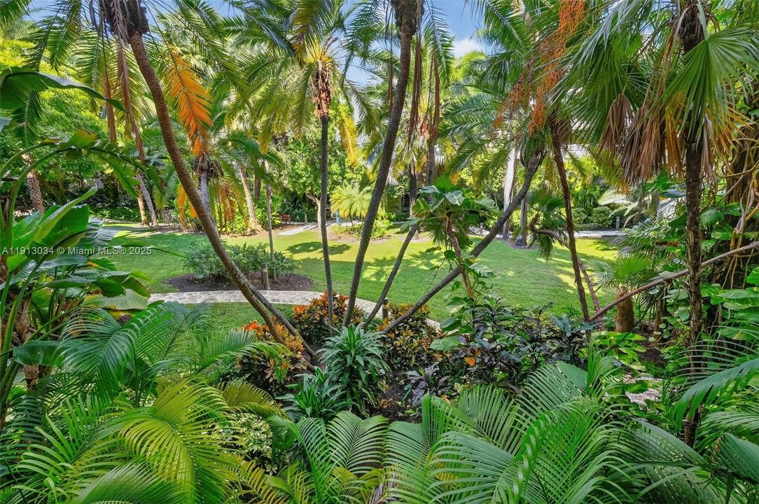 待售: $1,210,000 (2 贝兹, 2 浴室, 1600 平方英尺)