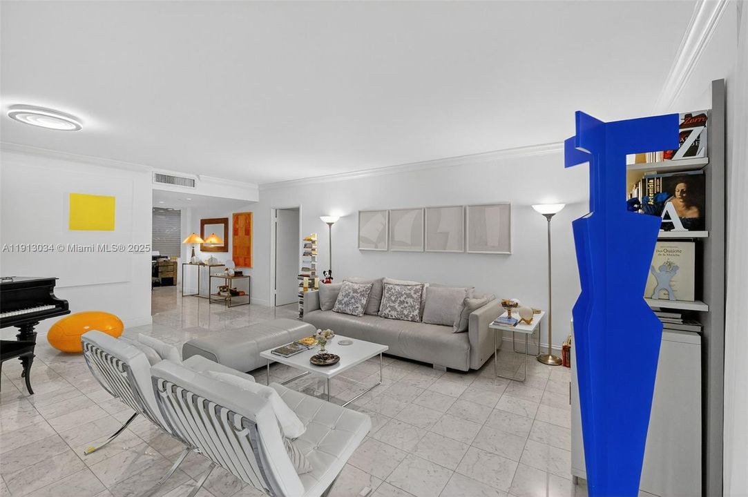 待售: $1,210,000 (2 贝兹, 2 浴室, 1600 平方英尺)