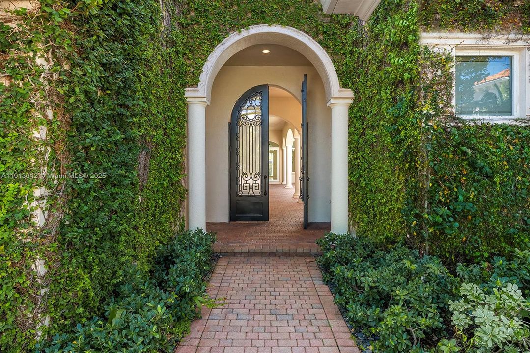 En Venta: $3,495,000 (6 camas, 6 baños, 4964 Pies cuadrados)