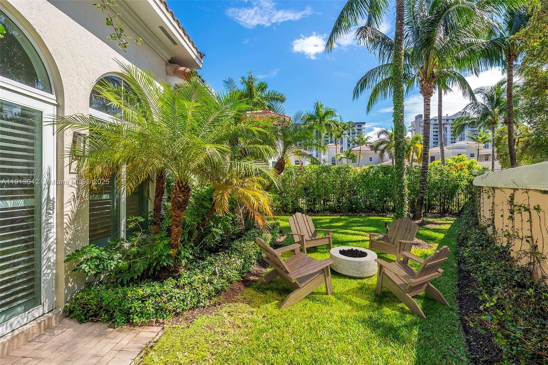 En Venta: $3,495,000 (6 camas, 6 baños, 4964 Pies cuadrados)