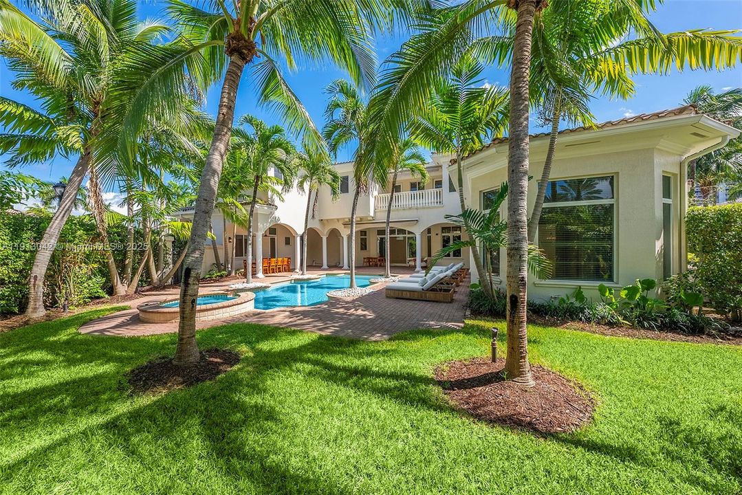 En Venta: $3,495,000 (6 camas, 6 baños, 4964 Pies cuadrados)