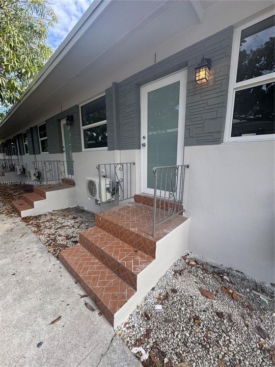 Recently Rented: $1,800 (1 beds, 1 baths, 0 Square Feet)