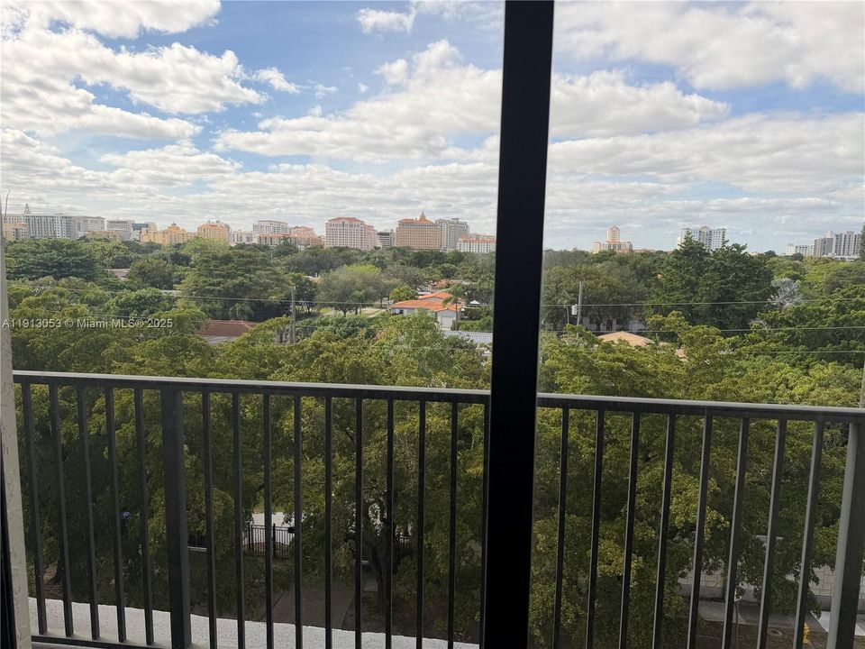 Active With Contract: $2,299 (1 beds, 1 baths, 61655 Square Feet)